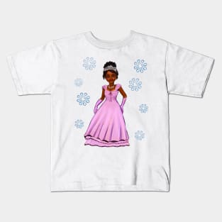 Princess Coco in purple / lavender among snowflakes   ! beautiful  black girl with Afro hair, brown eyes and dark brown skin. Hair love ! Kids T-Shirt